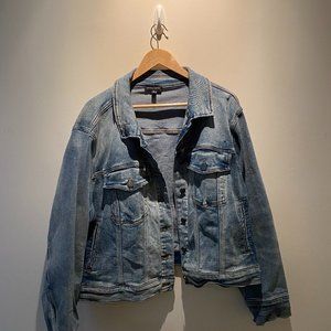 Universal Standard - Kelsey Denim Jacket - Light Blue (L 22-24)